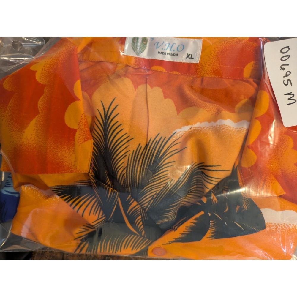 VHO Shirt Mens Button Up Size XL Palm Print  Terivoile  Colorful Hawaiian Shirt - Picture 9 of 9